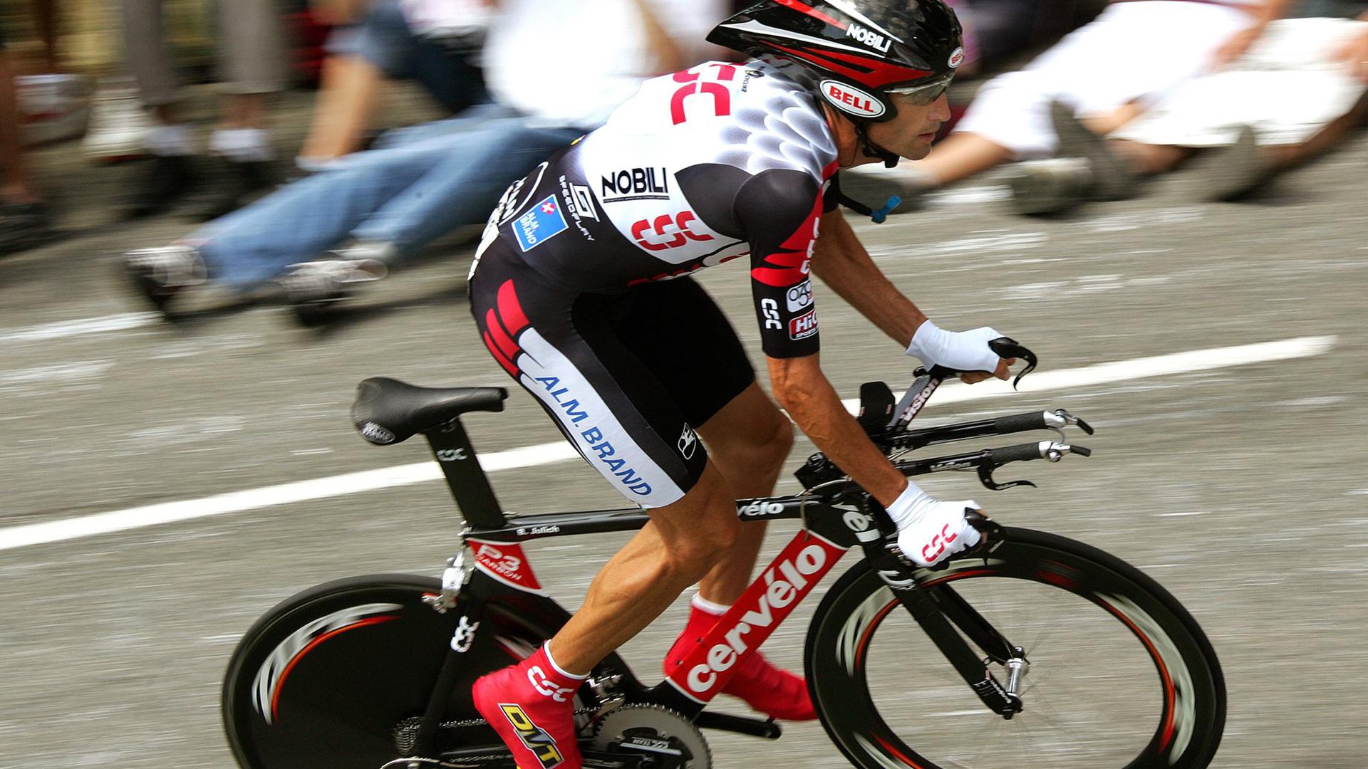 运动员战术板：模拟比赛策略分析，模拟比赛的作用